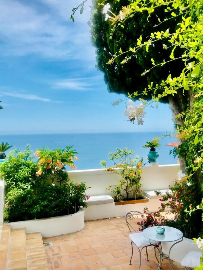 Les Lilas Roquebrune-Cap-Martin Exteriör bild